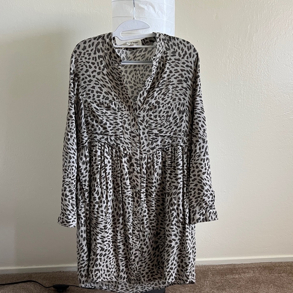 Cloth And Stone From Anthropologie Stylish Leopard Print Button Up Dress Size S